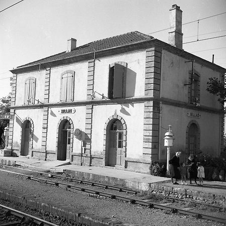 La Gare De Millas Chambres D'Hotes Экстерьер фото